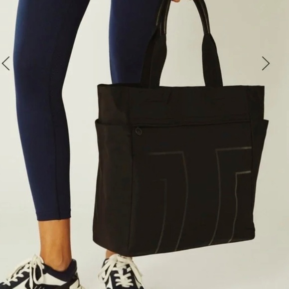 Tory Burch Handbags - Tory Sport Nylon Graphic T Holdall Tote – Black – Excellent Condition